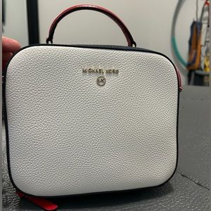 michael kors sling bag